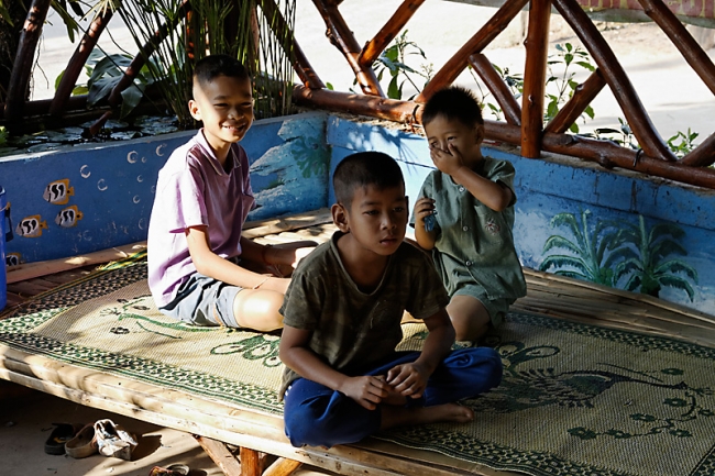 Famille et amis FEV12-057